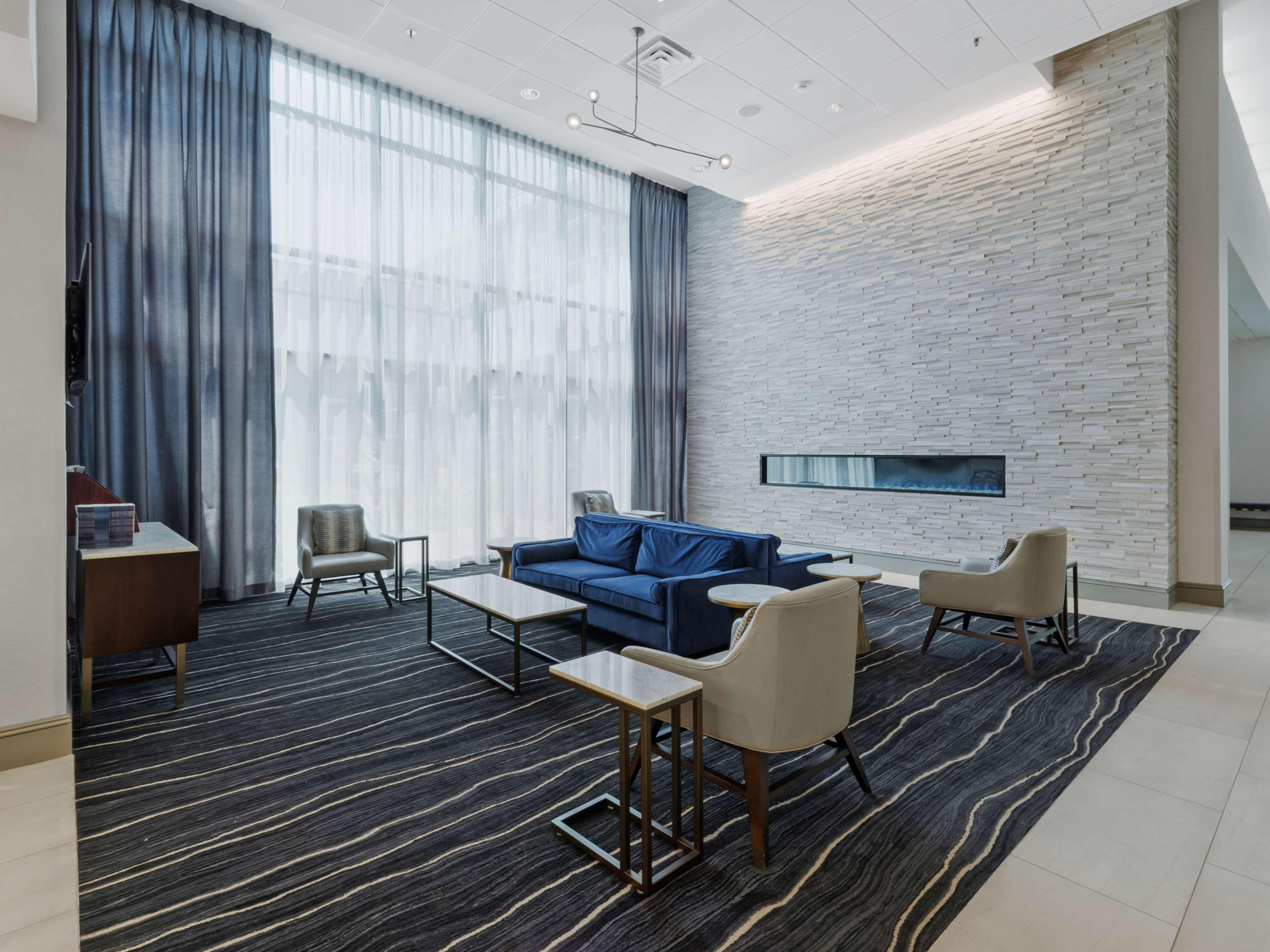 Doubletree By Hilton Charlottesville Dış mekan fotoğraf