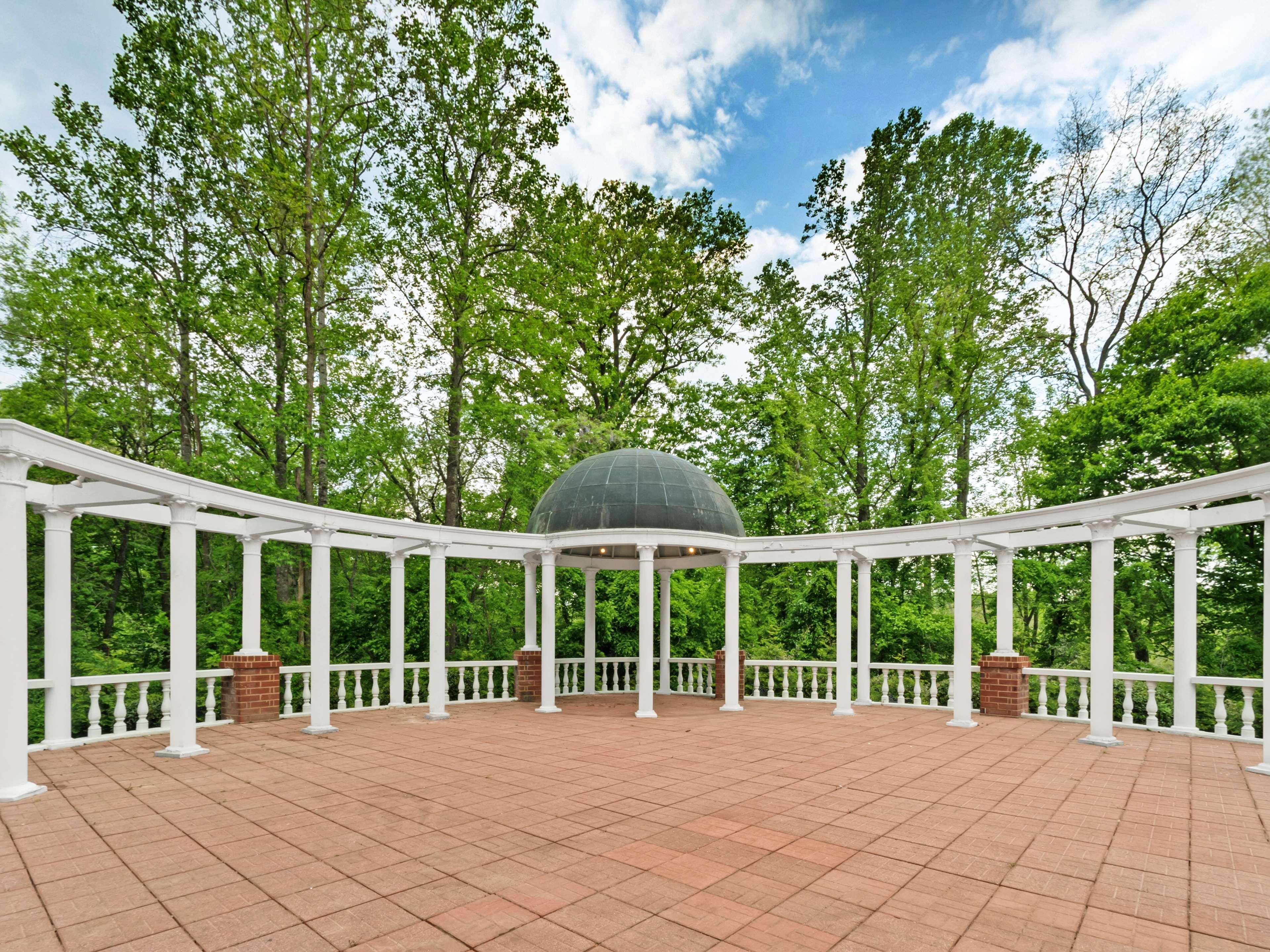 Doubletree By Hilton Charlottesville Dış mekan fotoğraf