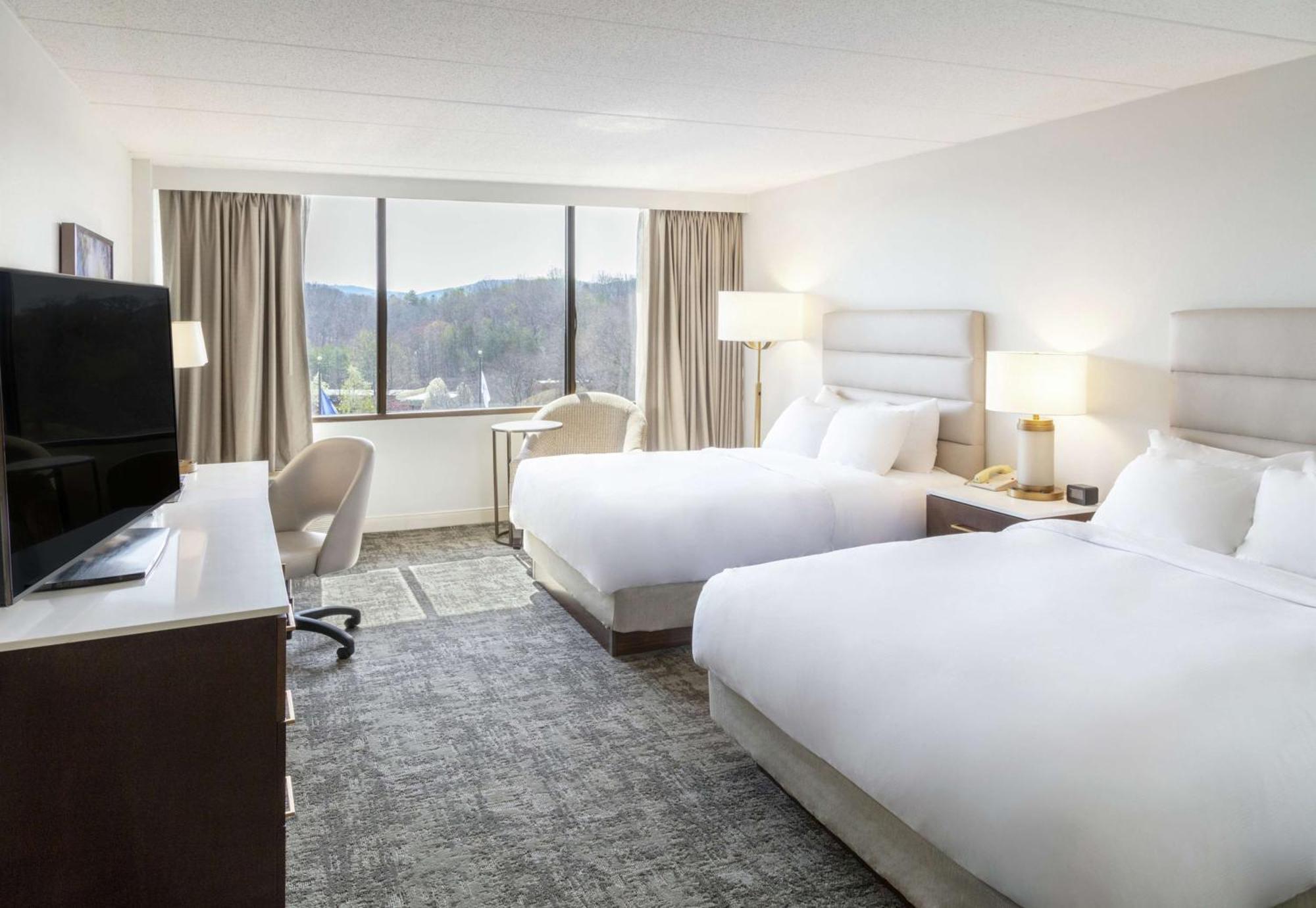 Doubletree By Hilton Charlottesville Dış mekan fotoğraf