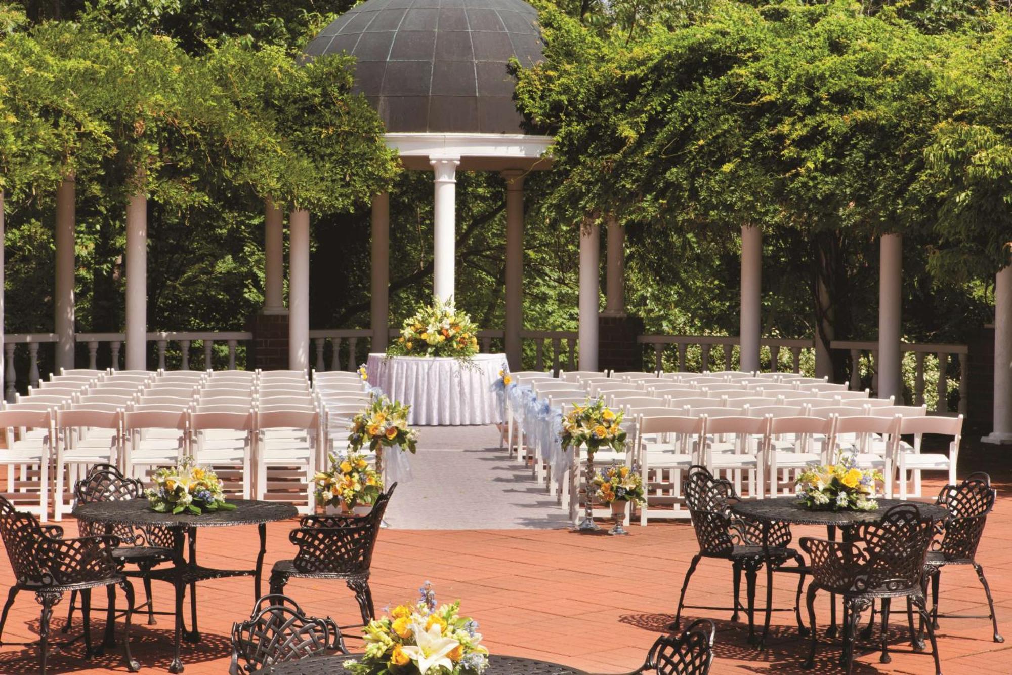 Doubletree By Hilton Charlottesville Dış mekan fotoğraf