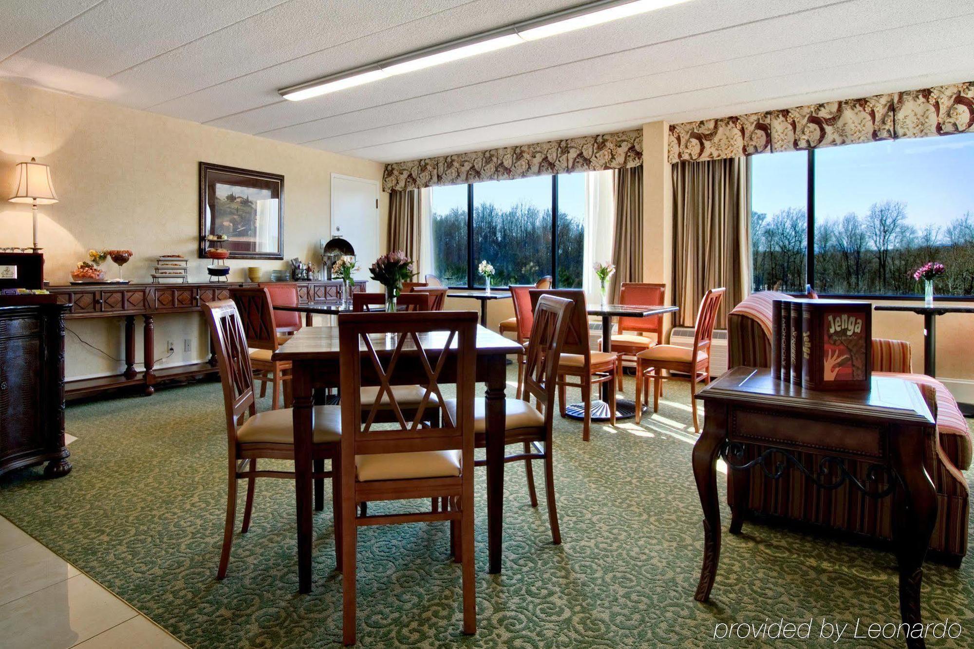 Doubletree By Hilton Charlottesville Dış mekan fotoğraf